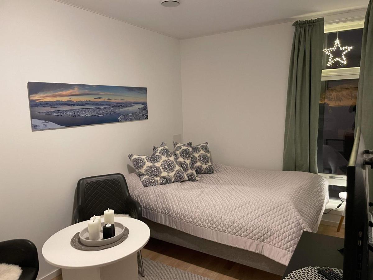 Studio Seaside Tromso Bagian luar foto